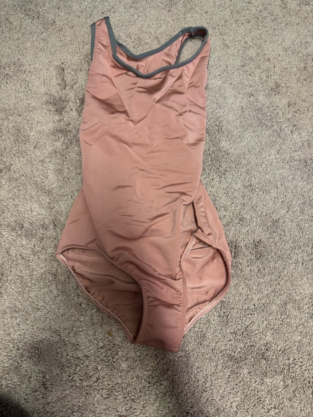 Mariia dance wear woman’s leotard size small/petite racer back good condition